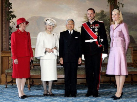 ソニア王妃、皇后陛下、今上陛下、ホーコン王太子、メッテ・マーリット王太子妃